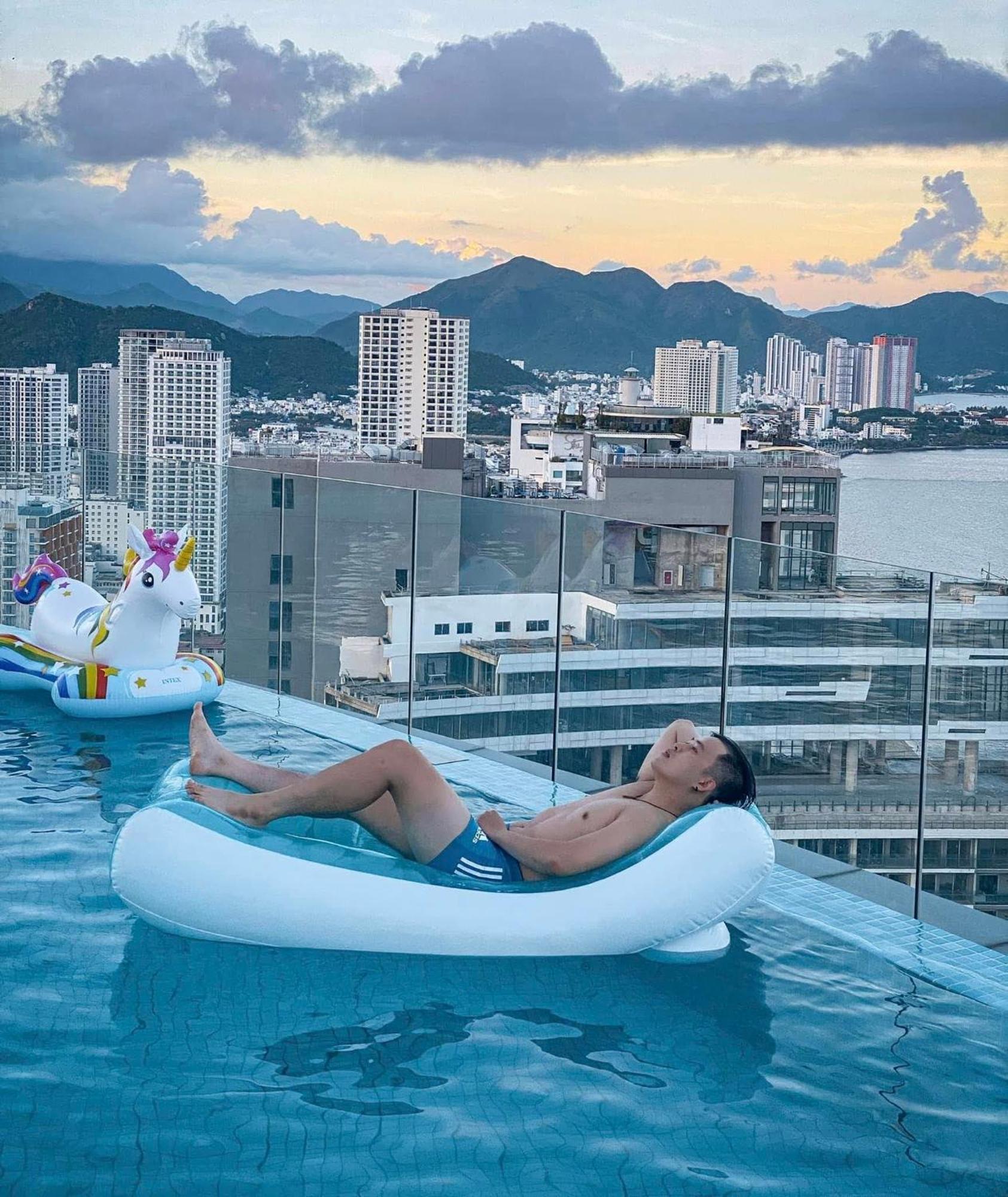 Coastal Panorama Oceanfront Suites Nha Trang Dış mekan fotoğraf