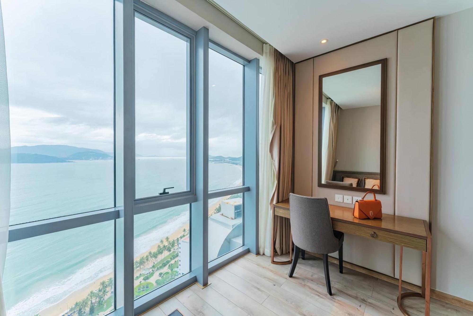 Coastal Panorama Oceanfront Suites Nha Trang Dış mekan fotoğraf