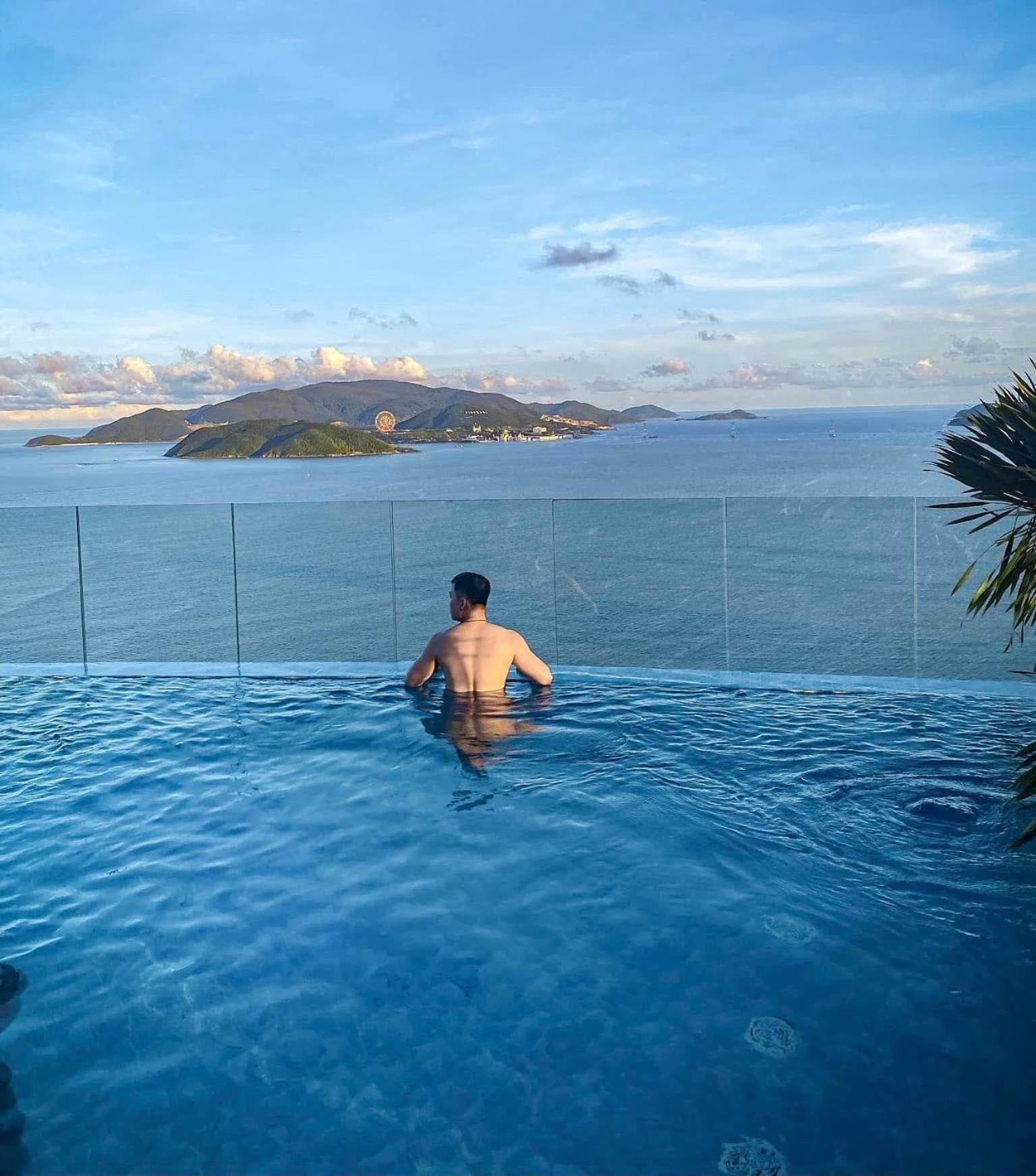 Coastal Panorama Oceanfront Suites Nha Trang Dış mekan fotoğraf